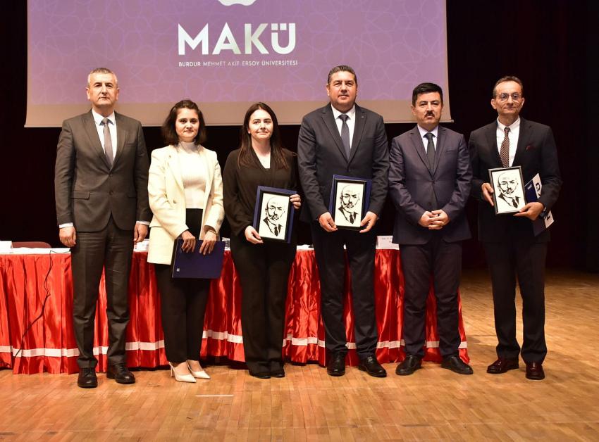 MAKÜ’den Toplumsal Katkı Paneli: Yaşlanan Dünya ve Yalnız Yaşlanan Burdur