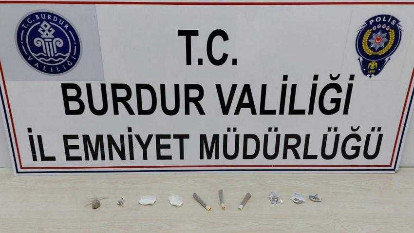 Burdur’da 10 kişi farklı suçlardan tutuklanarak cezaevine gönderildi