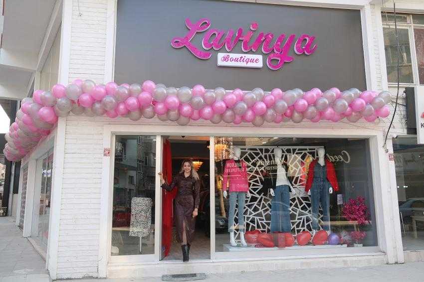 Lavinya Butik’te sevgililer günü indirimi sürüyor