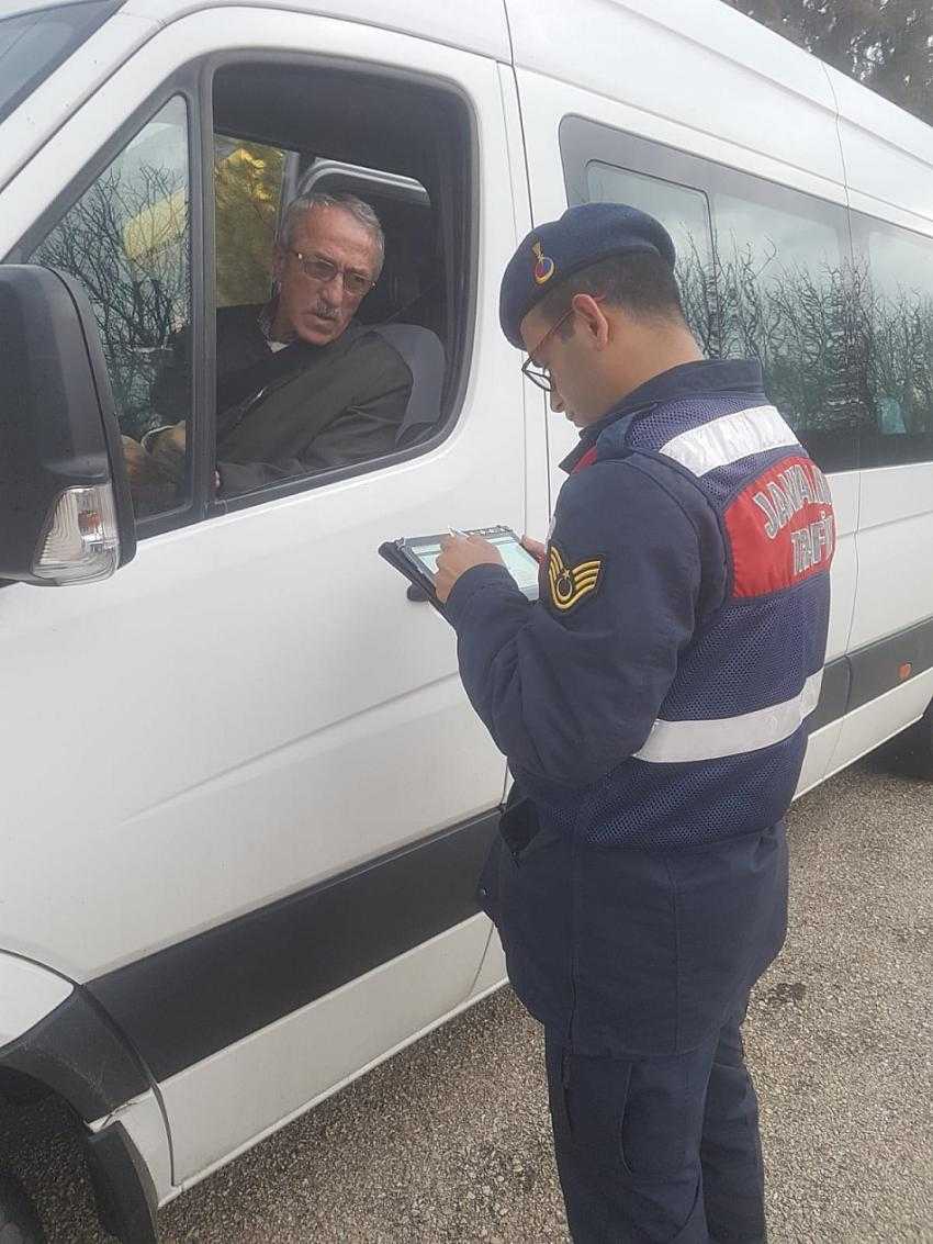 Okul Servis Araçları ile Yük Taşıyan Araçlara Yönelik Denetim