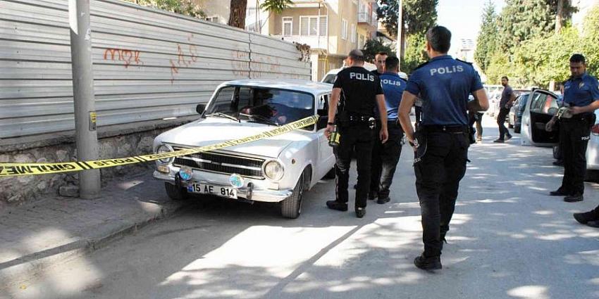 BURDUR’DA TARTIŞMA, SİLAHLI KAVGAYA DÖNÜŞTÜ: 1 YARALI