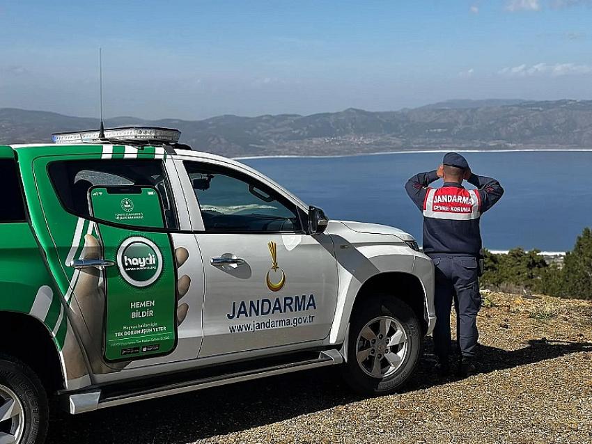 Salda Gölü’nde Koruma Seferberliği! Ziyaretçilere Jandarmadan Uyarı