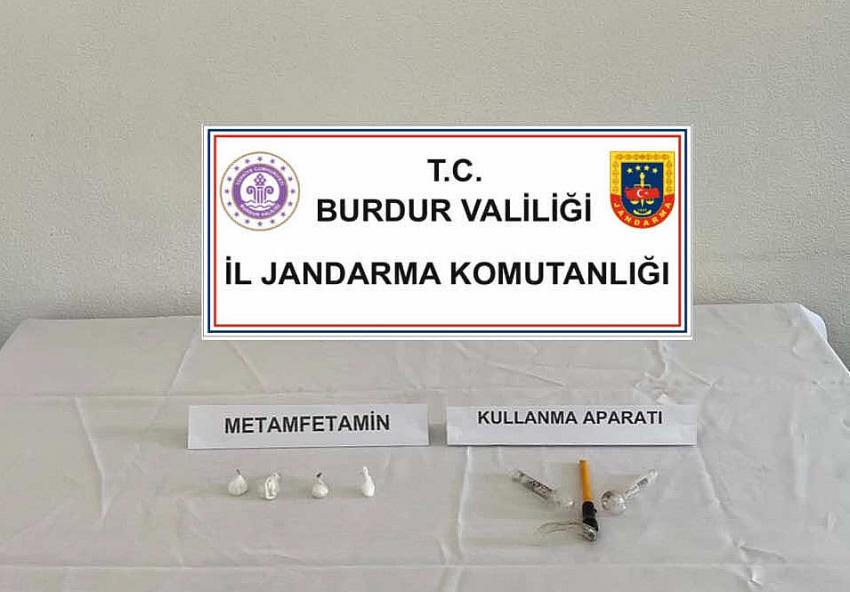 JANDARMA EKİPLERİ TARAFINDAN UYUŞTURUCU OPERASYONU