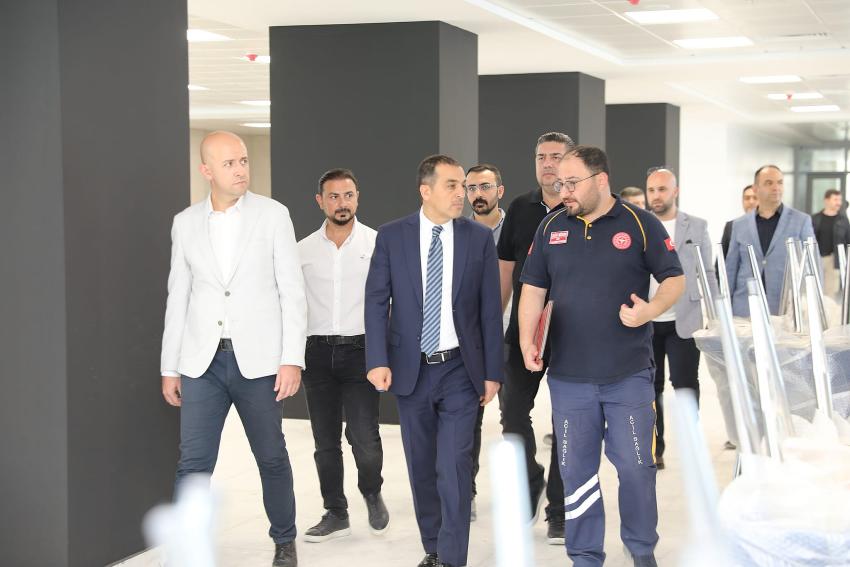 Vali Öksüz’den yeni Devlet Hastanesi’nde inceleme