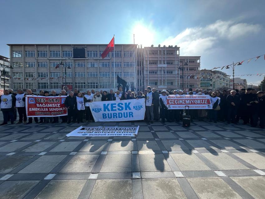 Memur Ve Emekli Sendikalarından Burdur’da Maaş Zamlarına Tepki