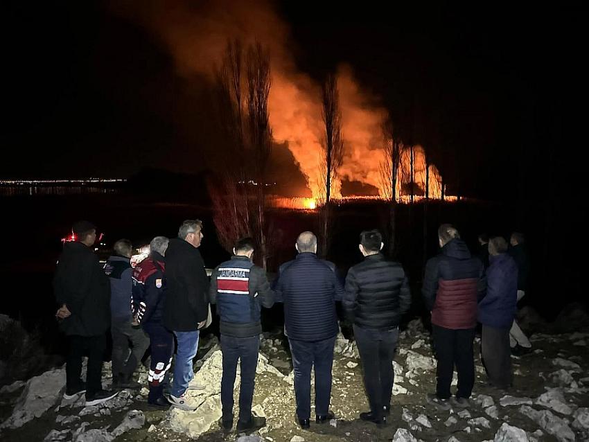 Gölhisar'daki yangın kontrol altına alındı