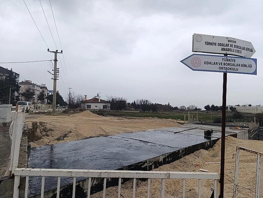 Burdur Belediyesi Trafik Akışını Rahatlatacak