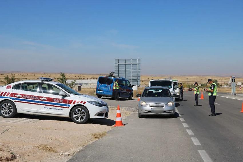 3 Bin Araç Denetimde! Burdur’da Sürücüler İçin Ceza Yağdı