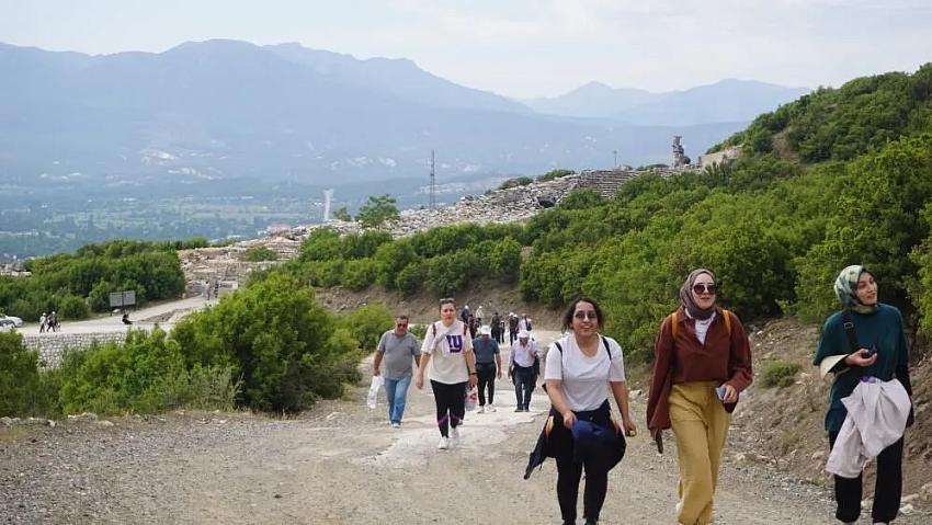 Doğa Tutkusu Bunu da Yaptırdı Burdur'da Kilometrelerce Yol Yürüdüler