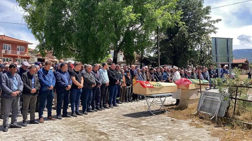 Burdur'da Toprağa Verildiler Gözyaşları Sel Oldu