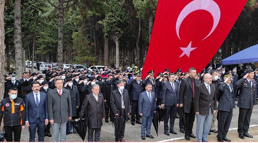 BURDUR’DA POLİS TEŞKİLATI’NIN 177. YILINDA ŞEHİTLER ANILDI