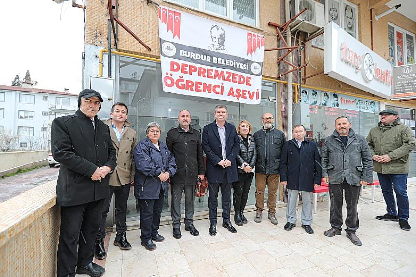 Depremzede çocuklar için Aşevi