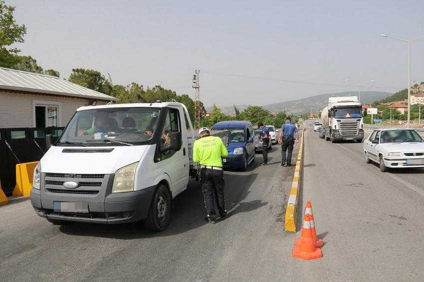 Burdur’da Işıklı Ve Sesli Uyarı İşaretlerinin Kullanımına Yönelik Denetim Yapıldı