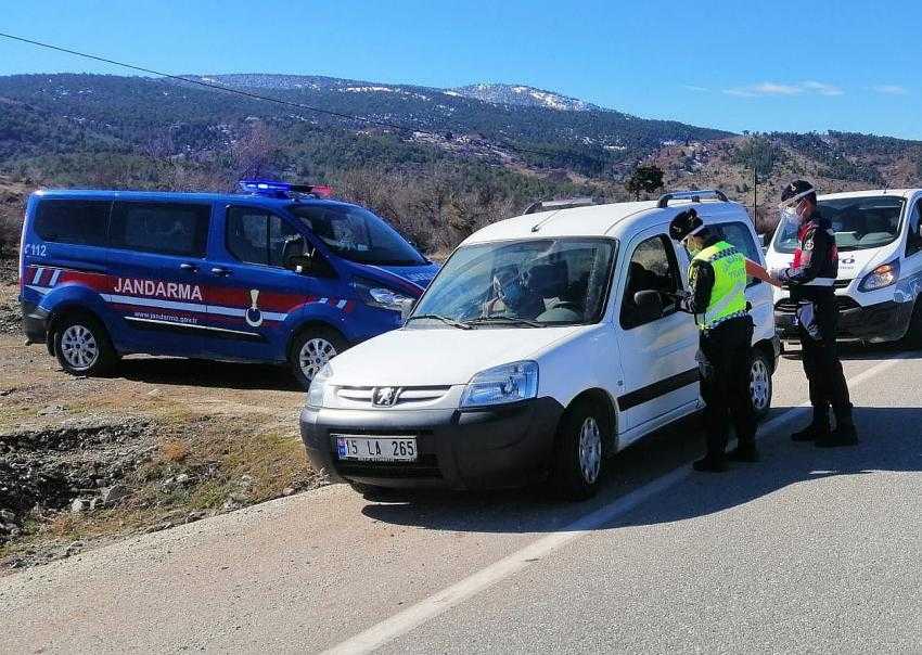 Jandarma Ekiplerinden Trafik Uygulaması