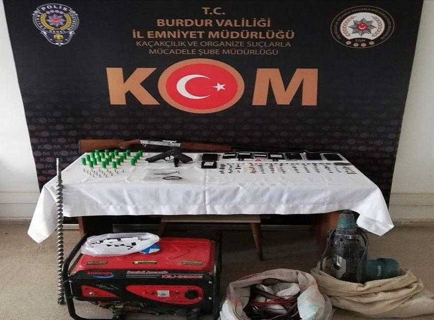 Emniyet Ekipleri Tarihi Eser Kaçakçılarına Göz Açtırmıyor