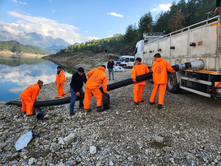 Burdur’da Balık Popülasyonu İçin Çalışmalar Devam Ediyor