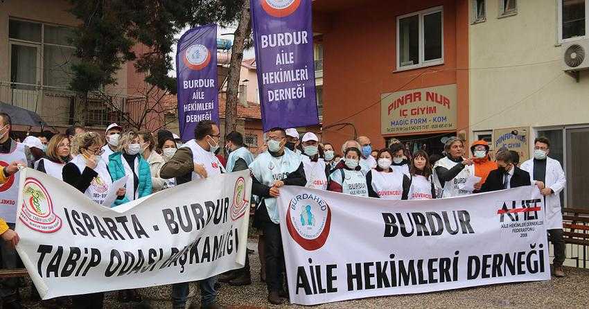 BURDUR’DA DOKTORLAR İŞ BIRAKTI