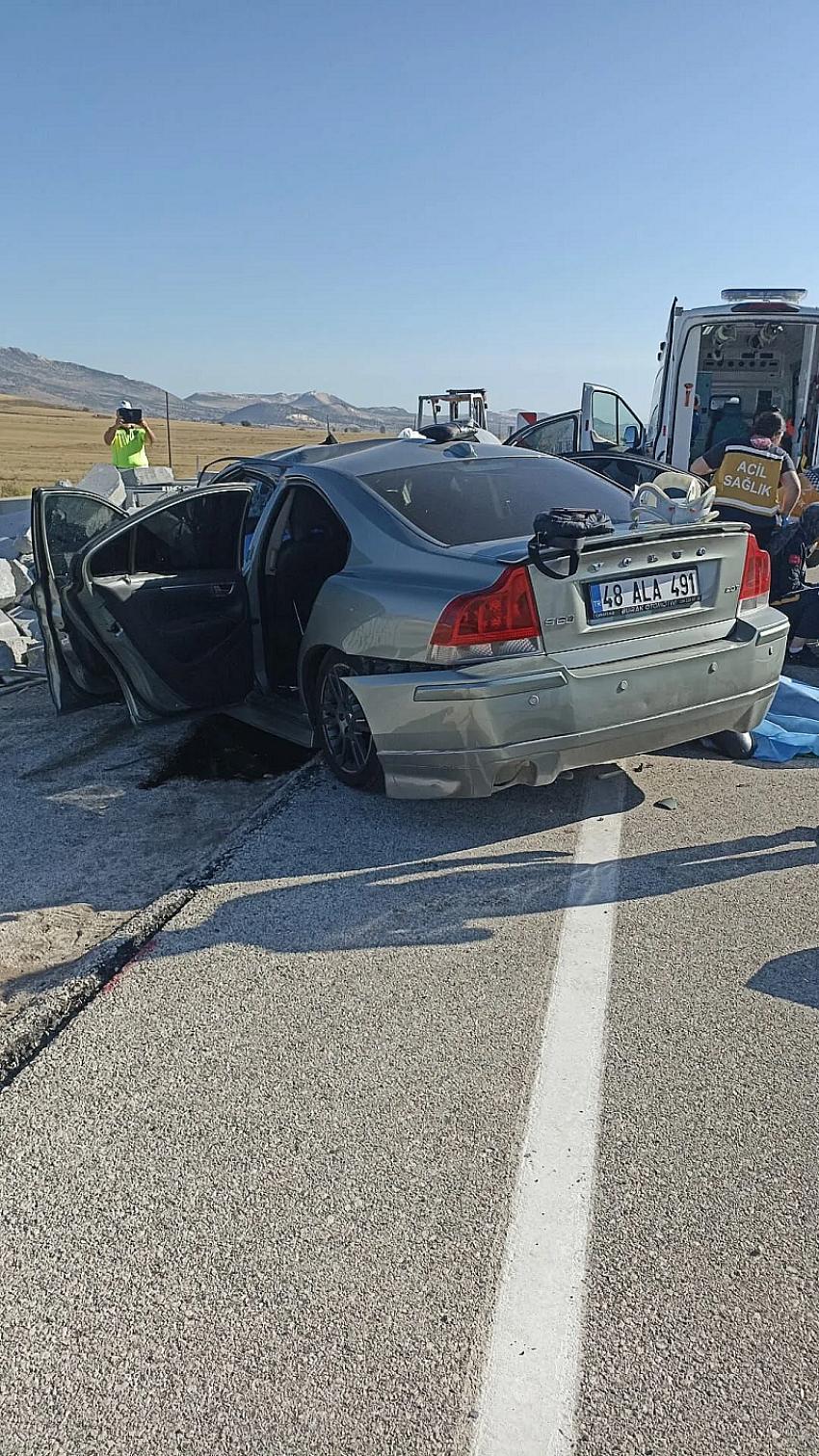 Burdur’da Refüj Yapımında Feci Kaza! 2 Ölü, 1 Yaralı