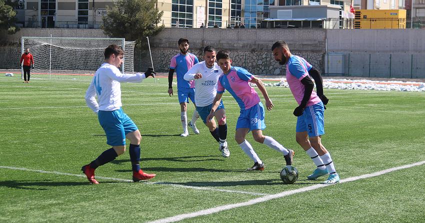 BURDUR 1. AMATÖR PLAY-OFF GRUBUNDA ZİRVE YARIŞI KIZIŞTI!