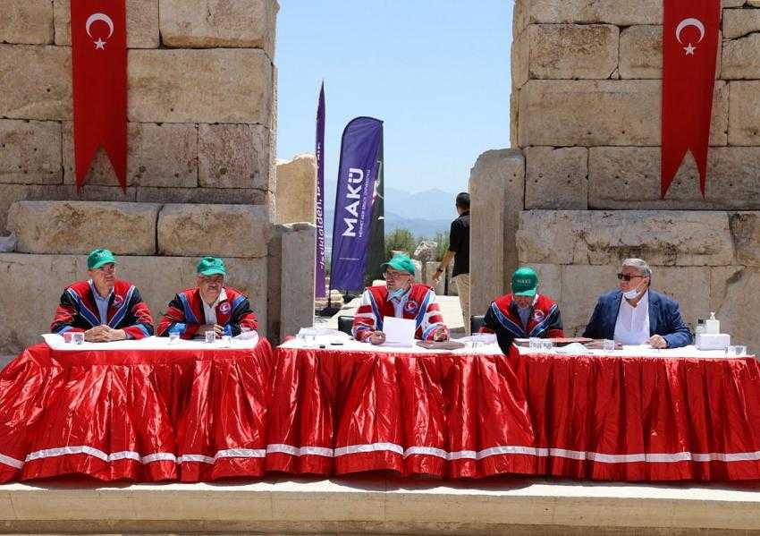 MAKÜ Senatosu Kibyra Odeion'unda Toplandı