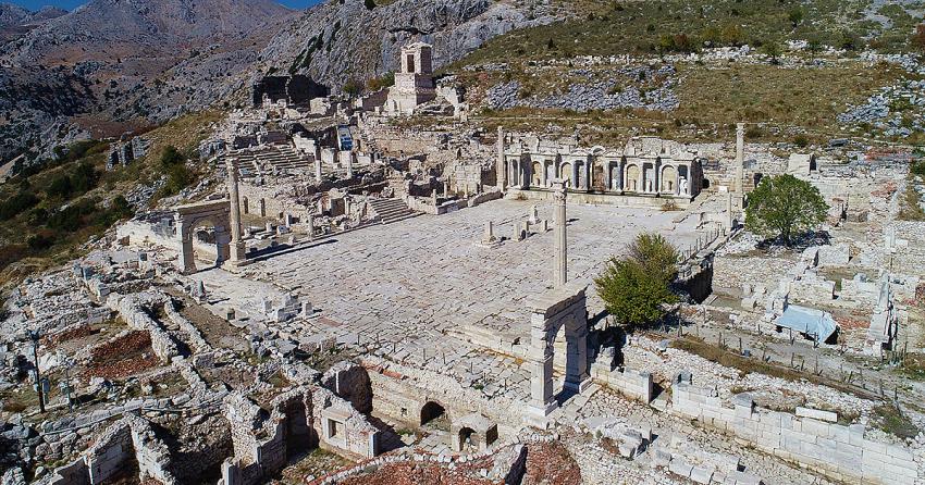 “AŞKLARIN VE İMPARATORLARIN ŞEHRİ” SAGALASSOS, FPV DRON İLE GÖRÜNTÜLENDİ