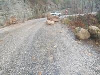 Burdur'da Gerçekleşen Heyelan Yolu Kapadı!