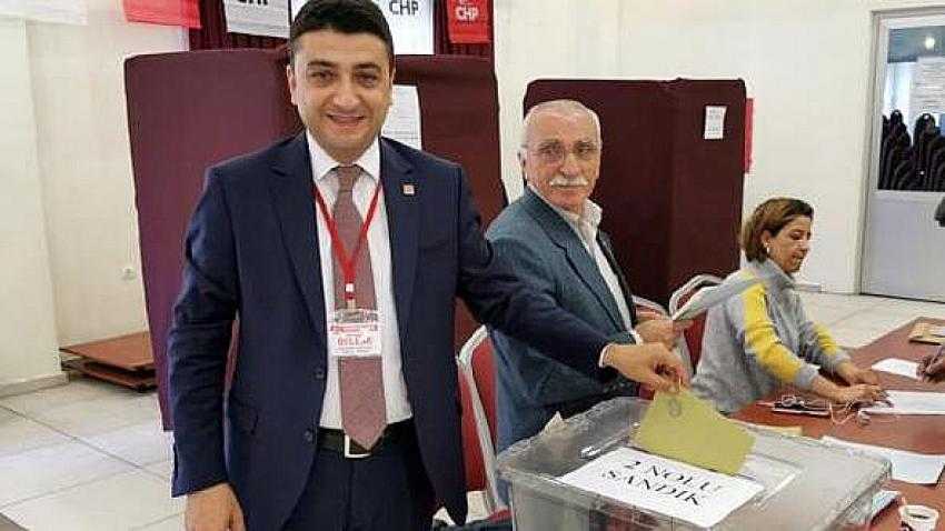 Başkan Şimşek;   AKP Burdur İl Başkanı Mengi Cumhurbaşkanı’na muhalefet mi?