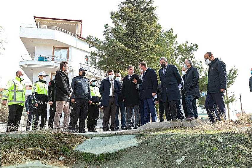 Tren yolu güzergahında incelemelerde bulunuldu