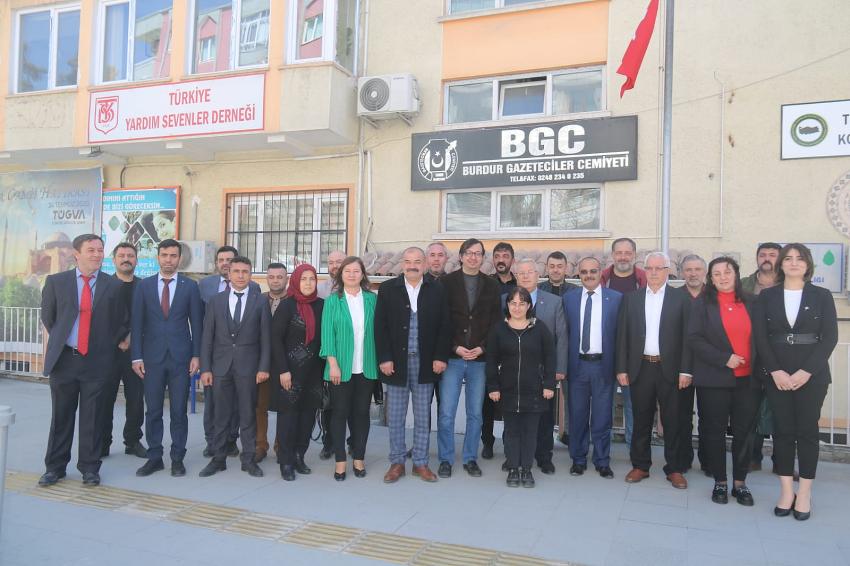 MHP’li Aday Adaylarından Burdur Gazeteciler Cemiyeti’ne Ziyaret