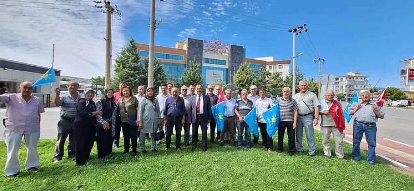 İYİ Parti’den Burdur’da Açıklama:”Ücretsiz Yemek Sözünü Yerine Getirin”