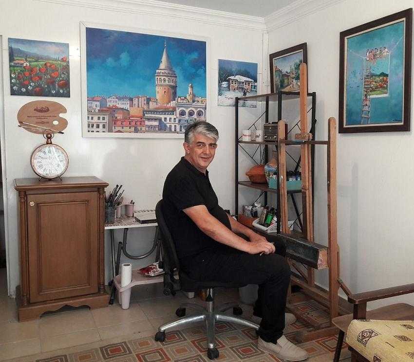 Hemşehrimiz Ressam Korkmaz 13. Kişisel Sergisini Antalya'da Açtı