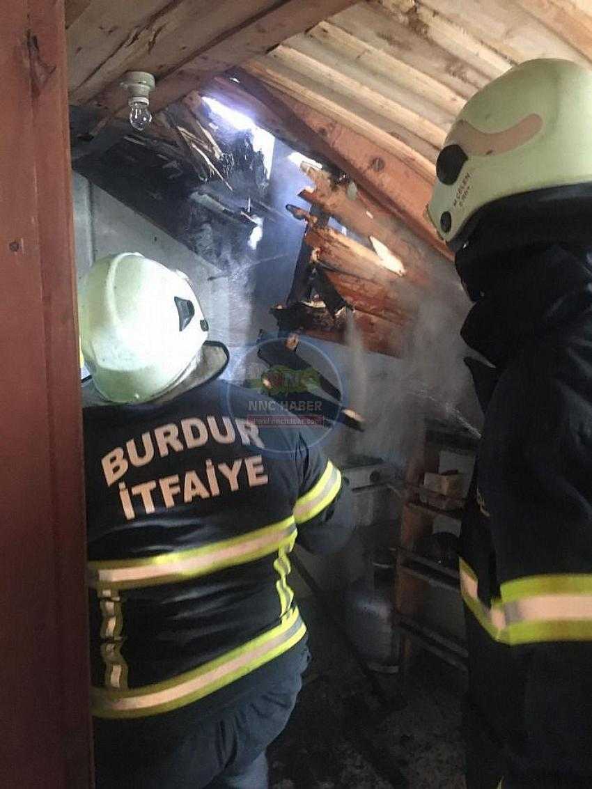 Burdur'da Yangın Panik Yaşattı