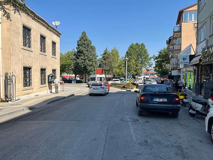 Burdur'un Trafik ve Park Sorununa Çözüm! Düzenlemeler Yolda