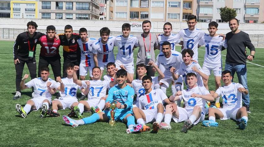 Burdur Belediyespor U18 Takımı Türkiye şampiyonasında