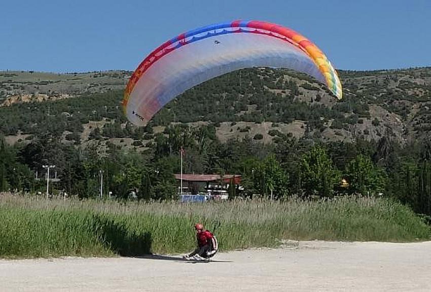 Yamaç Paraşütü hedef şampiyonası Burdur’da yapılacak